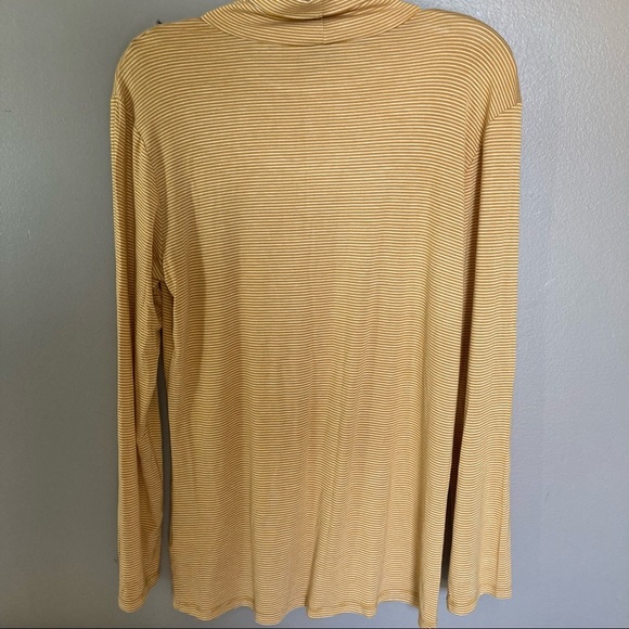 NWOT Eden Ruth Turtle Neck - Picture 3 of 5